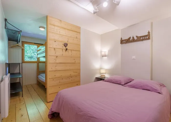 Brin De Belle Hutte - Proche Station De